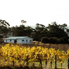 *New* Pip's Place at Lisdillon Vineyard