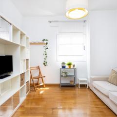 EDEN RENTALS Cozy City Central Apartment