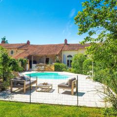 Holiday Home in Saint Laurent de la Salle with Pool