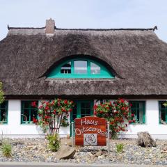 Haus Ostseerose - Ferienwohnungen Florentine, Linus, Ostseerose