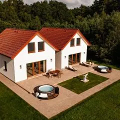 PANORAMA LASU komfortowe domy z jacuzzi Łeba-Nowęcin
