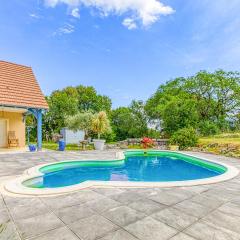 Lovely Home In Autoire With Outdoor Swimming Pool