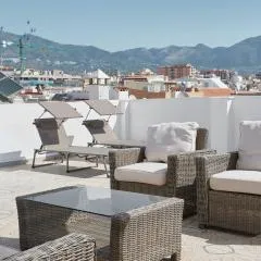 City Center Penthouse with Solarium 2 minutes from the Beach