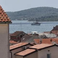 Kamis