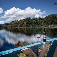 Cabaña Azulado vista a Laguna