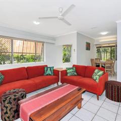 Private Tropical 2BR Darwin Oasis