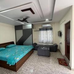 Servostay New Penthouse & Kitchen Near Beach with Parking