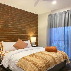 Tastefully Renovated, Peaceful Stay in CBD