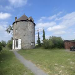 Ancien moulin à vent du 19e siècle