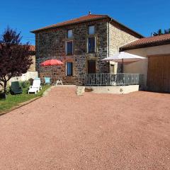 Gîte Vézelin-sur-Loire, 5 pièces, 11 personnes - FR-1-496-273