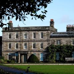 Beautiful Grade II Listed Apartments Sleeping 20