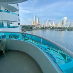 Apartamento en Laguito Ed Torres del Lago 604 ICDI