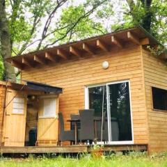 Tiny House dans les bois à 10 minutes de l'océan