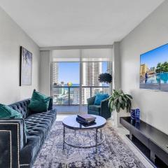 Gorgeous 4 BDRM Condo Stunning Views Beach Access