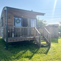 1Br-Sleeps2-Field View-Parking-Cabin Experience