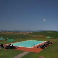 Traditional Farmhouse in Toscana with Swimming Pool