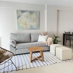 Check and Home - San Lorenzo - 2 Huéspedes con Pileta y Cochera