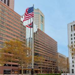 DoubleTree Suites by Hilton Hotel Columbus Downtown