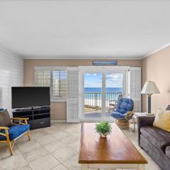 Holiday Surf and Racquet Unit 609