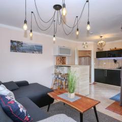 Appartement 4 Zaton beach modern und stilvoll mit Balkon in Strandnähe