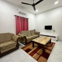 Aura Beach homestay Penarik