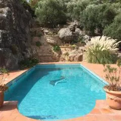 Staffed, unique and luxurious coastal villa in beautiful Anidri, Paleochora