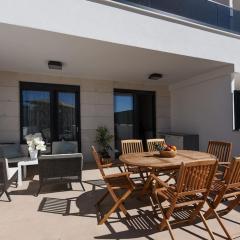Apartment Ivona - beautiful terrace and free garage parking