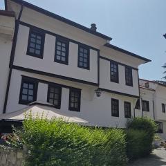 Krapche House