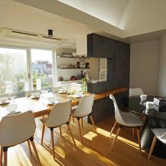 Stay Well & Give Well, Full Building in Asakusa