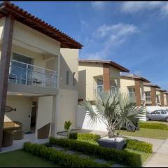 Casa em condomínio fechado