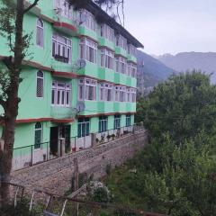 Hotel O Apple Resort