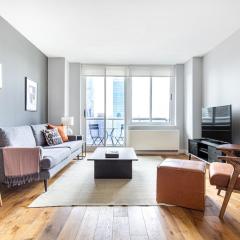 Hells Kitchen 1BR w Pool Gym DM nr Subway NYC-482