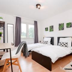 Green Apartment for 4 - Essen, Kitchen, WIFI, Netflix
