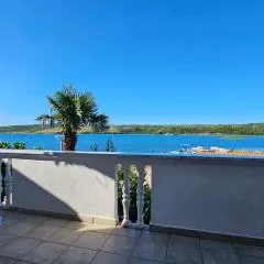 Apartment Školj