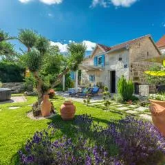 Rustical Holiday Resort Olea