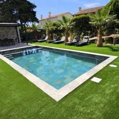 ETOILE DU BERGER Saint Aygulf 3 Villas et 4 appartements jardin individuel et piscine chauffée en saison - la mer et les plages 450 m