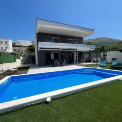 Villa La Vie - Podstrana