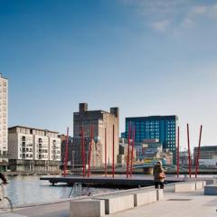 Bright, modern apartment in Grand Canal Dock