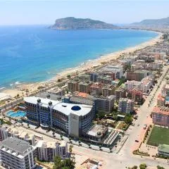 SA Apartments! Family 2BD Flat 150m to the Beach