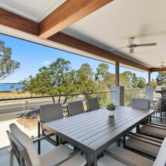 NEW - Sunrise Waters Holiday House