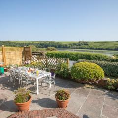 Newquay Tamarisk Lodge on the Gannel