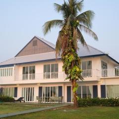 Baan Kahabordhi The private villa - บ้านคหบดี