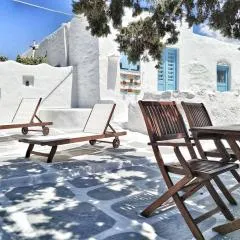 Danae’s cycladic house