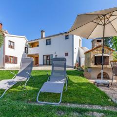 Apartment Vladimir by Interhome