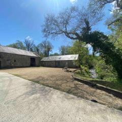 Abercrymlyn barn