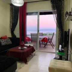 Bel appartement avec vue panoramique sur mer