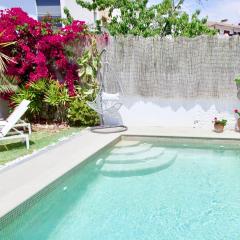 Beach house with private swimming pool * 5 min walk to the beach