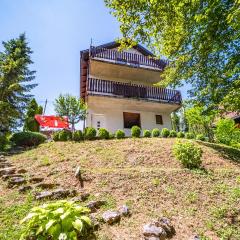 Beautiful Home In Duga Resa With House A Panoramic View