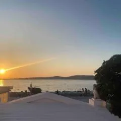 31 Seafront Apartment