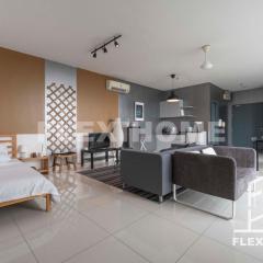 ATRIA SOFO Suites Petaling Jaya, Fantastic City-Wide View, Designed Suites, Spacious & Quiet Studio by Flexihome-MY